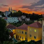 Apartamento Casa Mariana 1 - Sintra, Pena Palace & Castle Views, Terrace